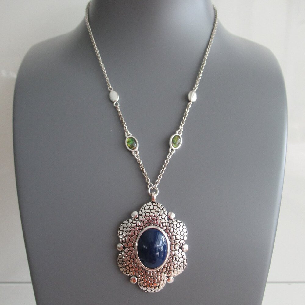 Liz Claiborne Silver and Blue Pendant Necklace Silver Tone 18" Long
